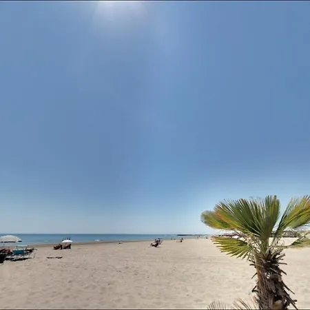 Appart Bord De Mer Dans Residence Avec Piscine Apartmán *